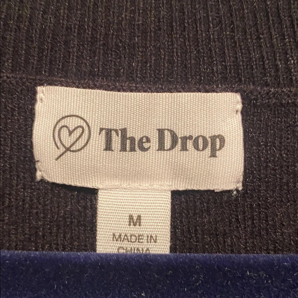 The Drop Black V-Neck Sweater…size M - Picture 4 of 6